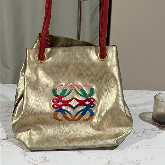 Handbags - Preownd Loewe tote fair conditions